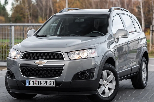 Chevrolet Captiva cena 33900 przebieg: 179000, rok produkcji 2012 z Zawiercie małe 379